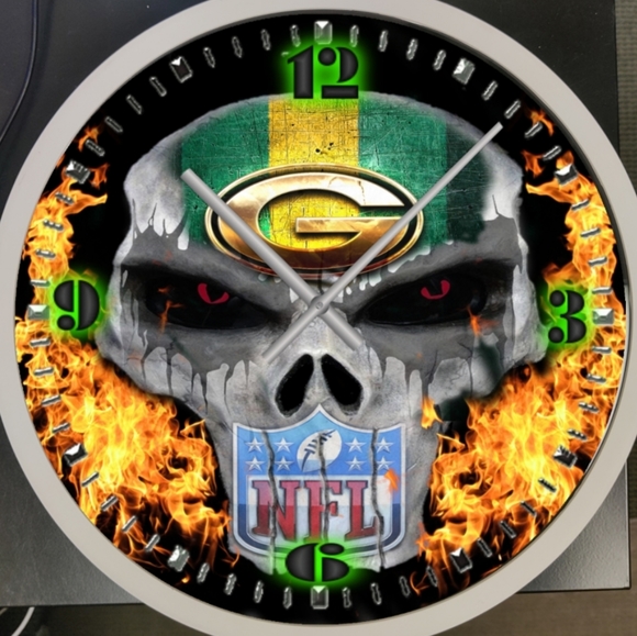 Green Bay Packers clock - Picture 3 of 4